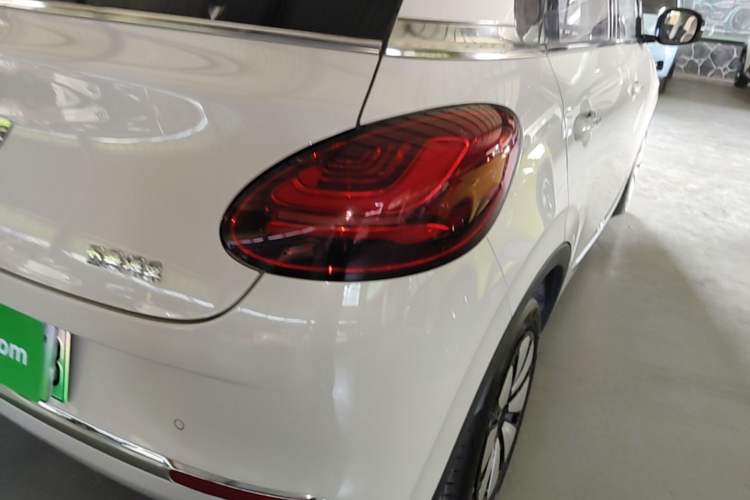 Used Wuling Bingo 2024 333 km Enjoyment Version Right Rear Taillight
