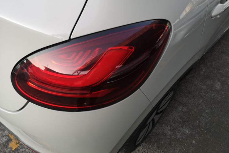 Used Wuling Bingo 2024 333 km Lingxi Connected Version Right Rear Taillight