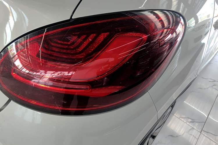 Used Wuling Bingo 2024 333 km Lingxi Connected Version Right Rear Taillight