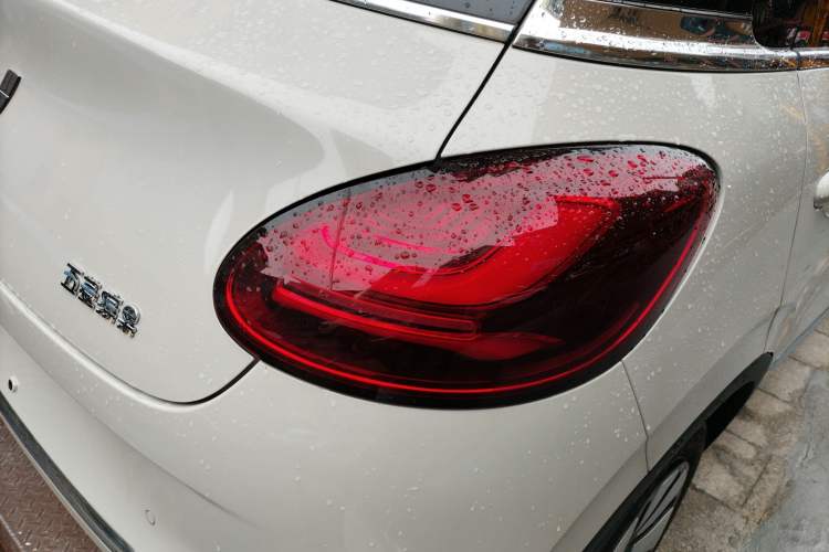 Used Wuling Bingo 2024 333 km Enjoyment Version Right Rear Taillight