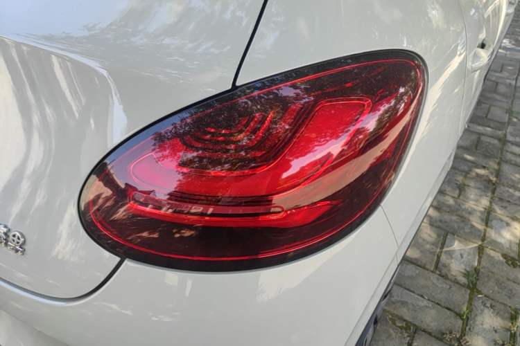 Used Wuling Bingo 2024 333 km Enjoyment Version Right Rear Taillight