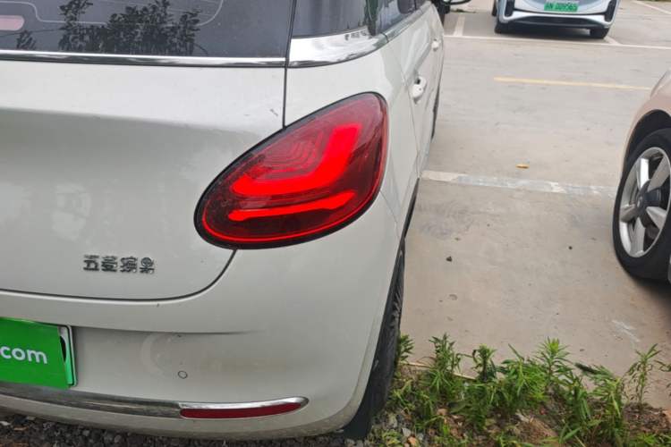 Used Wuling Bingo 2024 333 km Lingxi Connected Version Right Rear Taillight