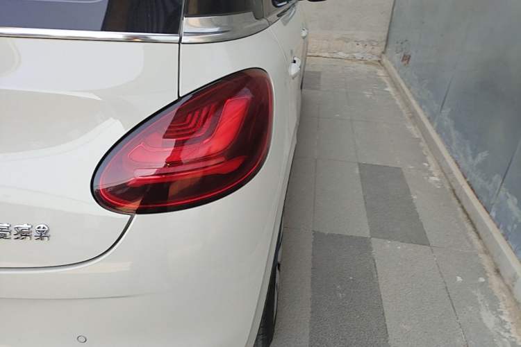 Used Wuling Bingo 2024 333 km Lingxi Connected Version Right Rear Taillight