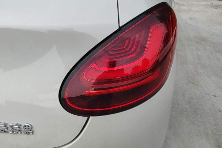 Used Wuling Bingo 2024 333 km Enjoyment Version Right Rear Taillight