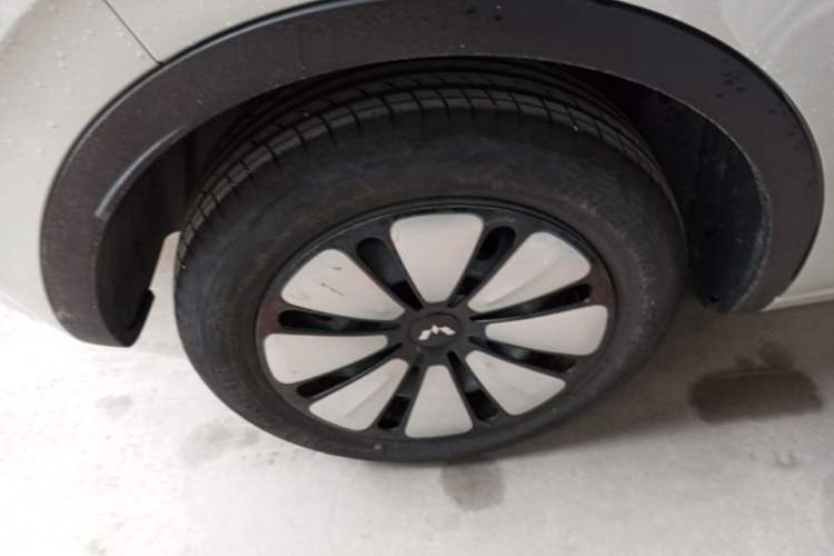 Used Wuling Bingo 2024 333 km Enjoyment Version Right Rear Wheel Hub