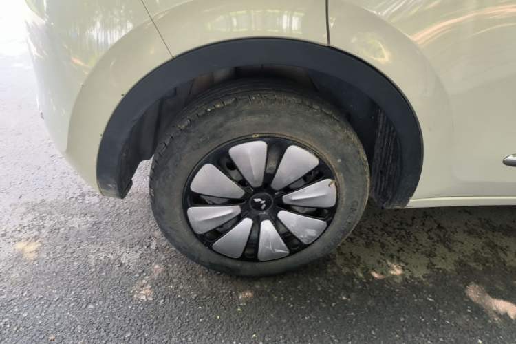 Used Wuling Bingo 2024 333 km Enjoyment Version Right Rear Wheel Hub