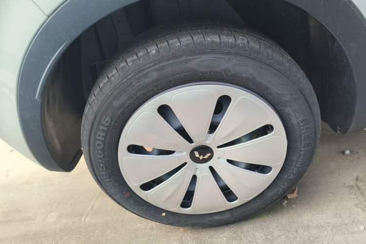 Used Wuling Bingo 2024 203km Light Edition Right Rear Wheel Hub