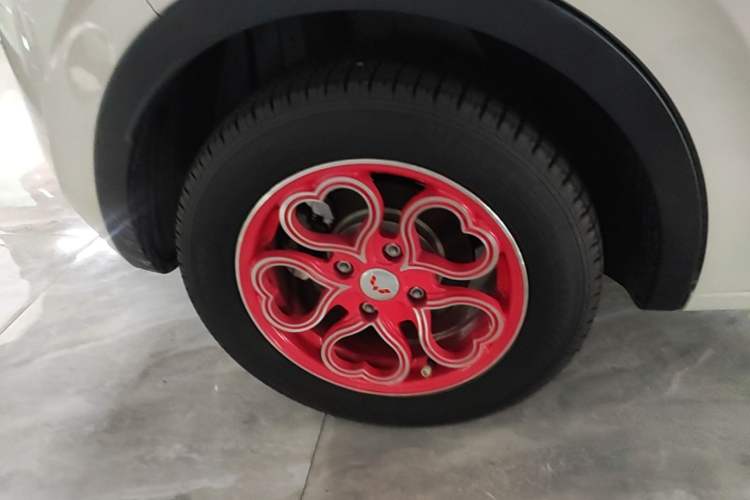 Used Wuling Bingo 2024 333 km Enjoyment Version Right Rear Wheel Hub