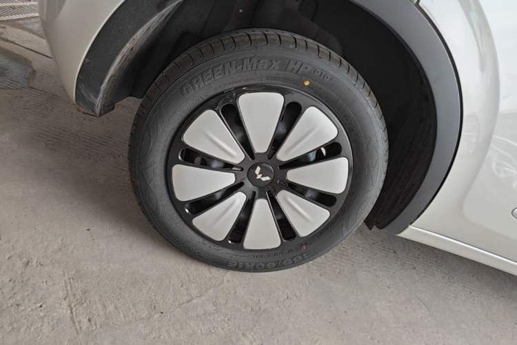 Used Wuling Bingo 2024 203km Light Edition Right Rear Wheel Hub