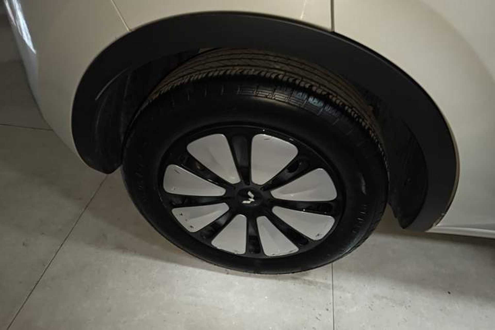 Used Wuling Bingo 2024 333 km Enjoyment Version Right Rear Wheel Hub