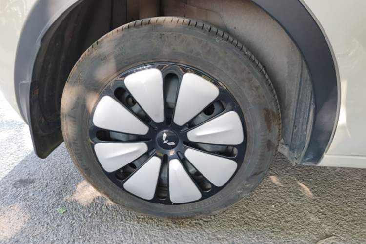 Used Wuling Bingo 2024 333 km Enjoyment Version Right Rear Wheel Hub