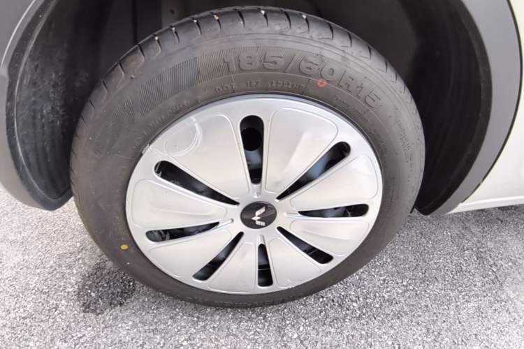 Used Wuling Bingo 2024 203km Light Edition Right Rear Wheel Hub