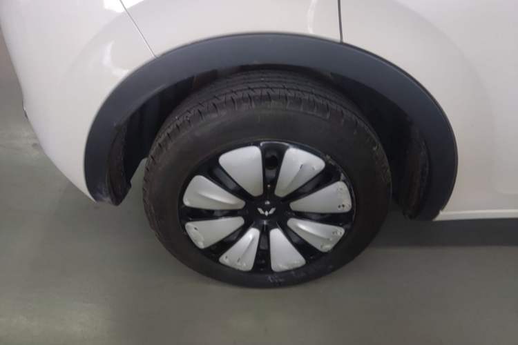 Used Wuling Bingo 2024 333 km Enjoyment Version Right Rear Wheel Hub