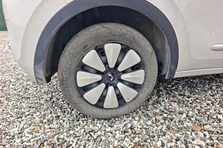 Used Wuling Bingo 2024 333 km Enjoyment Version Right Rear Wheel Hub