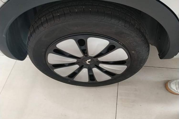 Used Wuling Bingo 2024 333 km Enjoyment Version Right Rear Wheel Hub