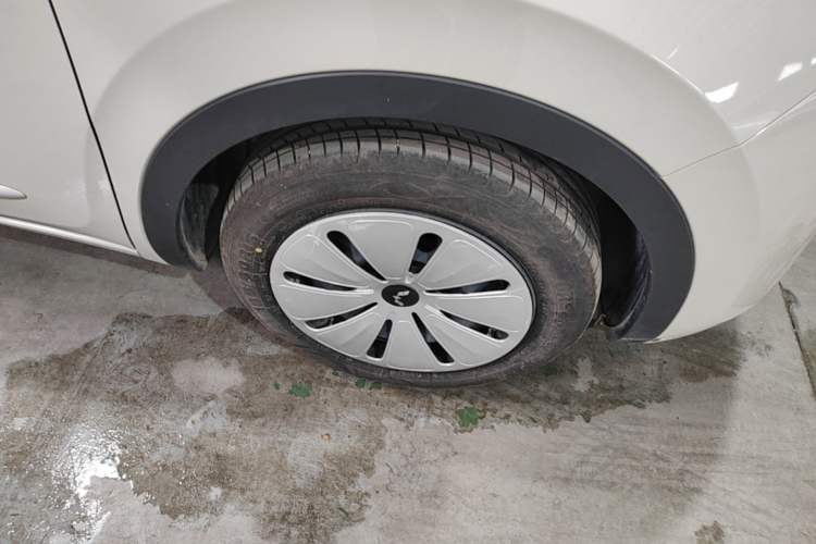 Used Wuling Bingo 2024 203km Light Edition Right Rear Wheel Hub