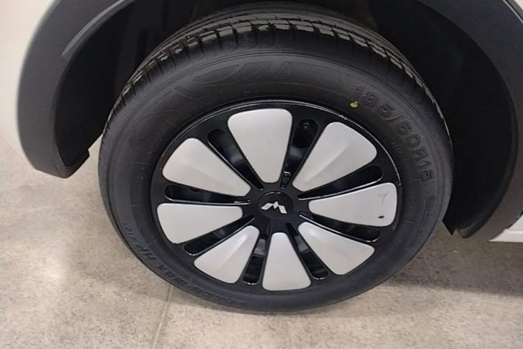 Used Wuling Bingo 2024 333 km Enjoyment Version Right Rear Wheel Hub