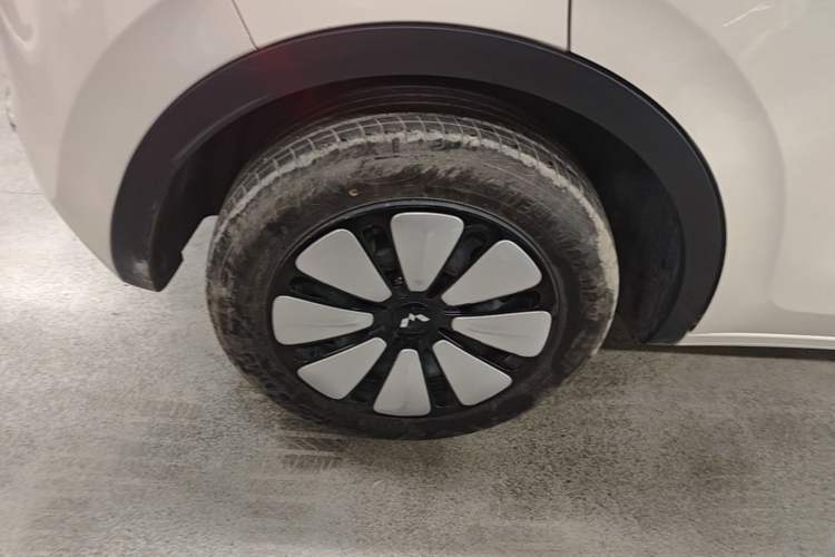 Used Wuling Bingo 2024 333 km Enjoyment Version Right Rear Wheel Hub