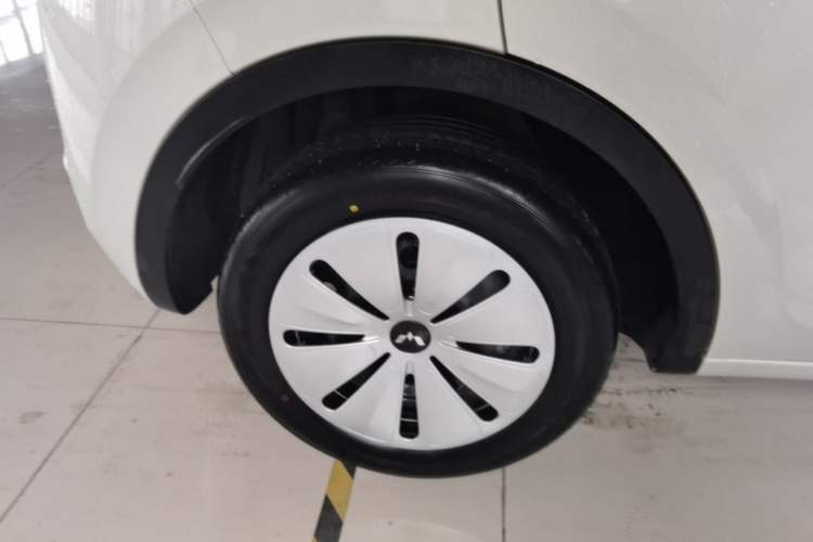 Used Wuling Bingo 2024 203km Light Edition Right Rear Wheel Hub