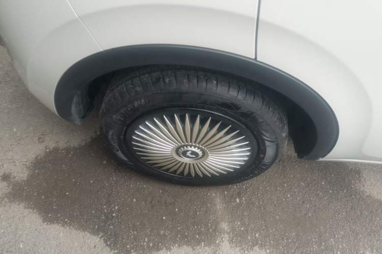 Used Wuling Bingo 2024 203km Light Edition Right Rear Wheel Hub