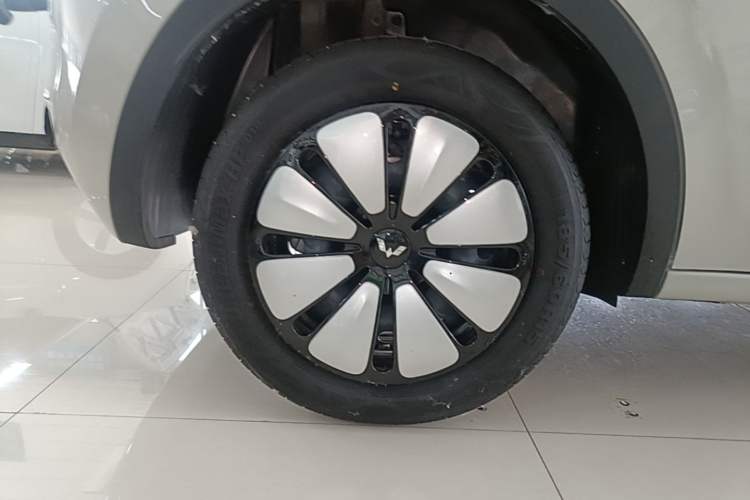 Used Wuling Bingo 2024 333 km Enjoyment Version Right Rear Wheel Hub