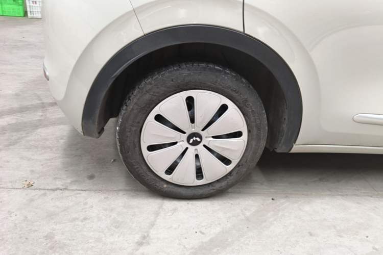 Used Wuling Bingo 2024 203km Light Edition Right Rear Wheel Hub