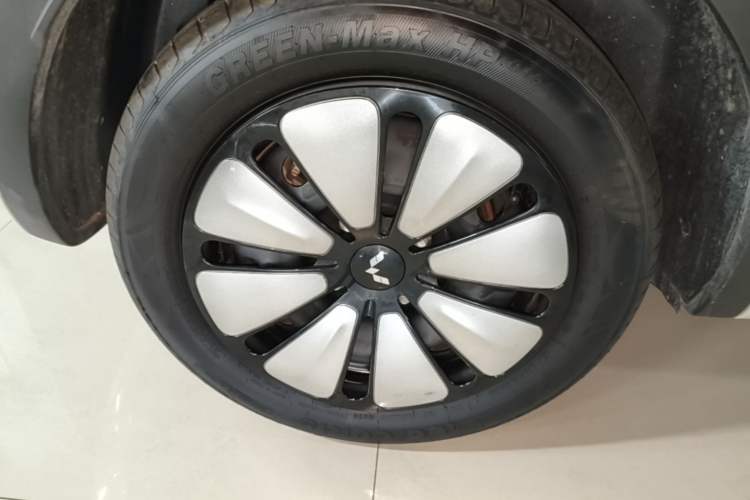 Used Wuling Bingo 2024 333 km Enjoyment Version Right Rear Wheel Hub
