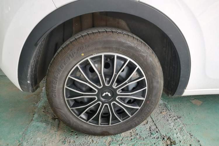 Used Wuling Bingo 2024 203km Light Edition Right Rear Wheel Hub