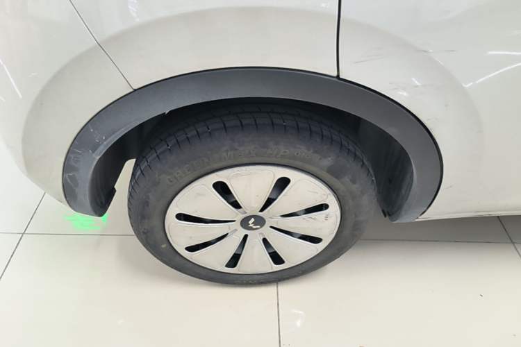 Used Wuling Bingo 2024 203km Light Edition Right Rear Wheel Hub
