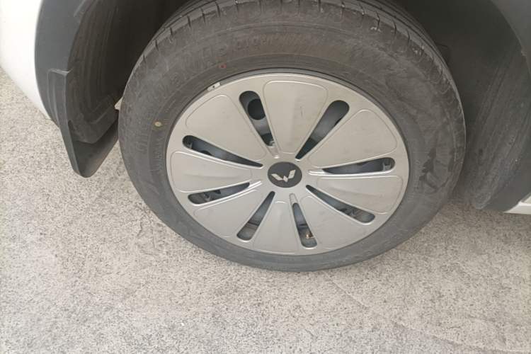 Used Wuling Bingo 2024 203km Light Edition Right Rear Wheel Hub