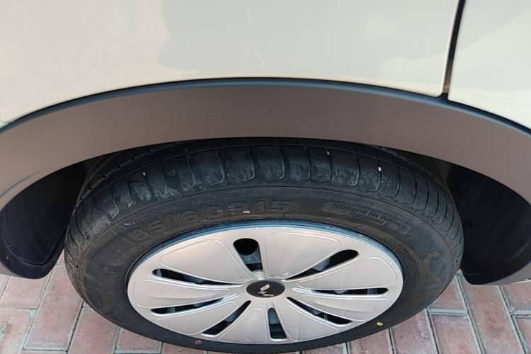 Used Wuling Bingo 2024 203km Light Edition Right Rear Wheel Hub