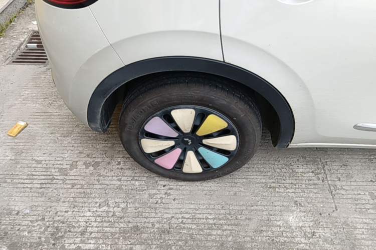 Used Wuling Bingo 2024 333 km Enjoyment Version Right Rear Wheel Hub