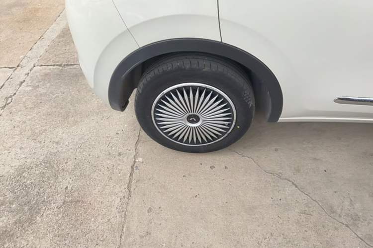 Used Wuling Bingo 2024 333 km Enjoyment Version Right Rear Wheel Hub
