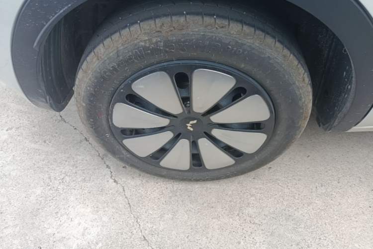 Used Wuling Bingo 2024 333 km Enjoyment Version Right Rear Wheel Hub