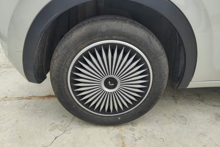 Used Wuling Bingo 2024 333 km Enjoyment Version Right Rear Wheel Hub