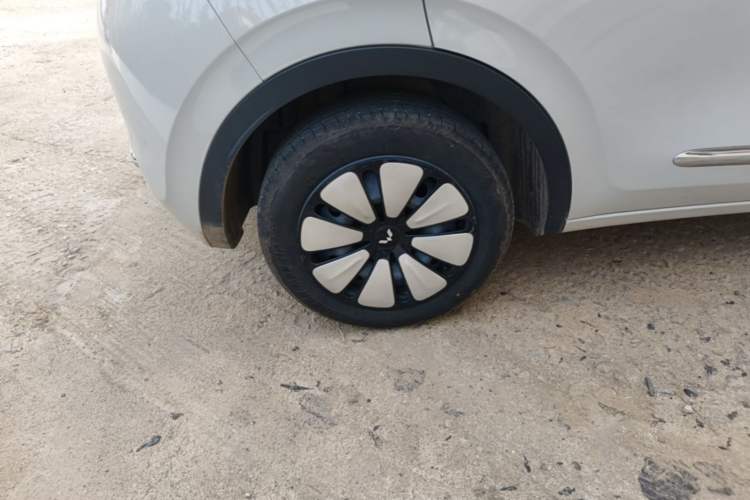 Used Wuling Bingo 2024 333 km Enjoyment Version Right Rear Wheel Hub