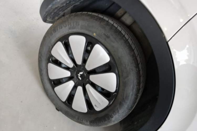 Used Wuling Bingo 2024 333 km Enjoyment Version Right Rear Wheel Hub