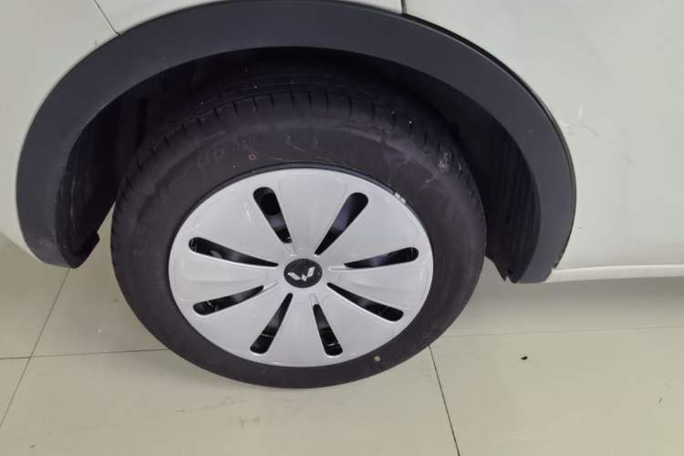 Used Wuling Bingo 2024 203km Light Edition Right Rear Wheel Hub