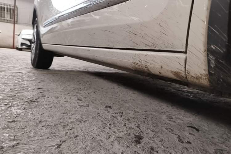 Used Wuling Bingo 2024 333 km Enjoyment Version Right Side Sill