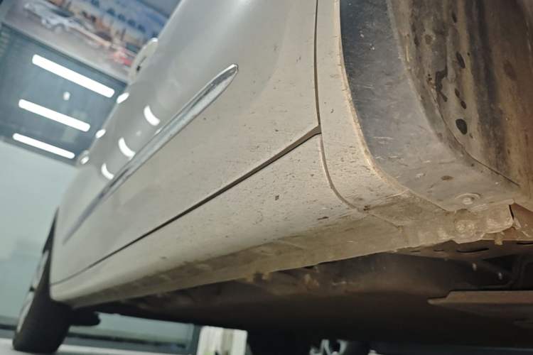 Used Wuling Bingo 2024 333 km Enjoyment Version Right Side Sill