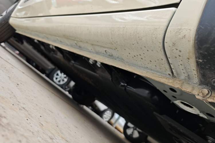Used Wuling Bingo 2024 333 km Enjoyment Version Right Side Sill