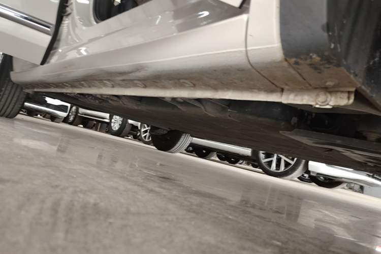 Used Wuling Bingo 2024 333 km Enjoyment Version Right Side Sill