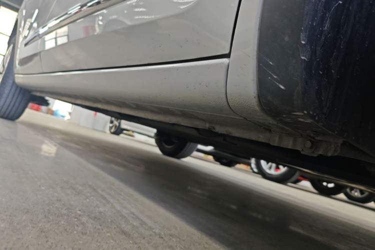 Used Wuling Bingo 2024 333 km Enjoyment Version Right Side Sill