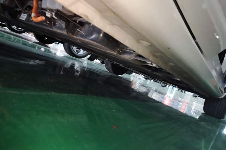 Used Wuling Bingo 2024 333 km Enjoyment Version Right Side Sill