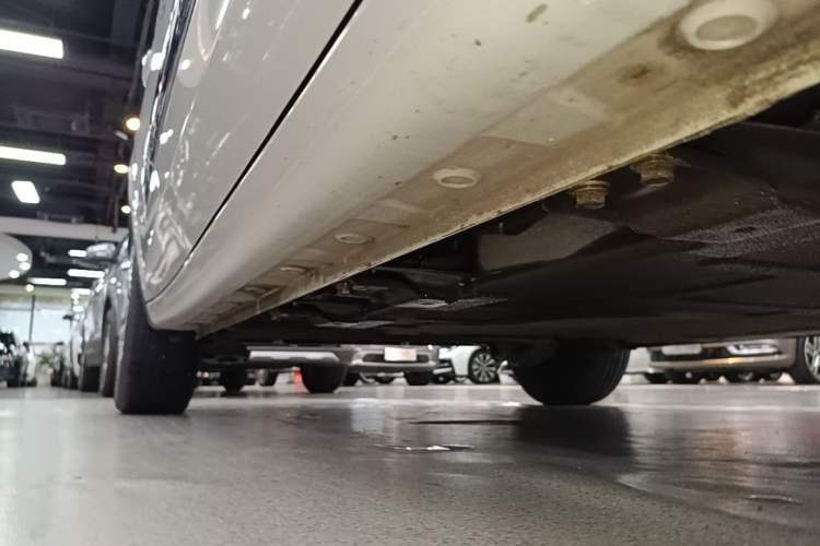 Used Wuling Bingo 2024 333 km Enjoyment Version Right Side Sill