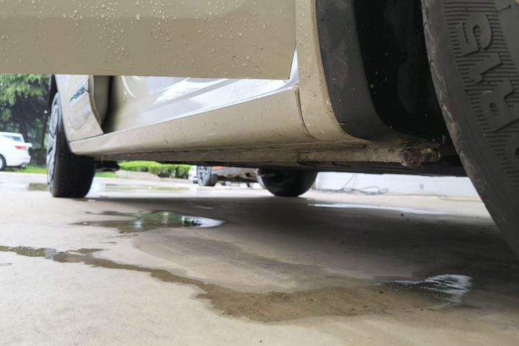Used Wuling Bingo 2024 333 km Lingxi Connected Version Right Side Sill