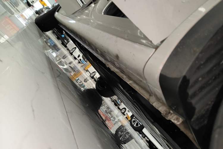 Used Wuling Bingo 2024 333 km Enjoyment Version Right Side Sill