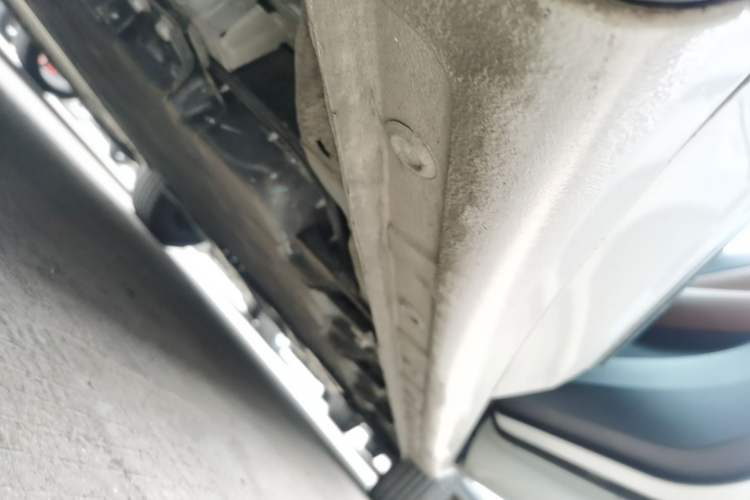 Used Wuling Bingo 2024 333 km Enjoyment Version Right Side Sill