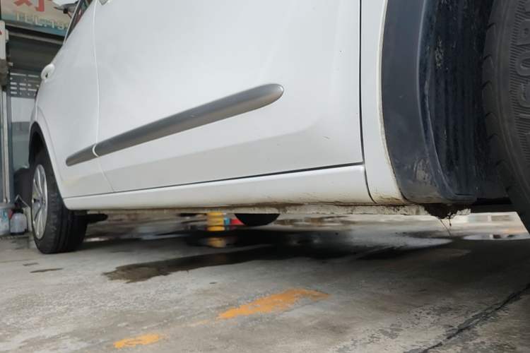 Used Wuling Bingo 2024 203km Light Edition Right Side Sill