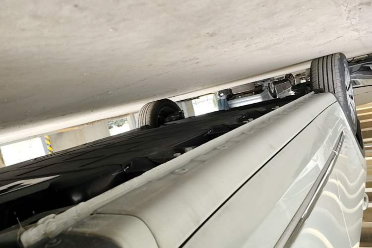 Used Wuling Bingo 2024 333 km Enjoyment Version Right Side Sill